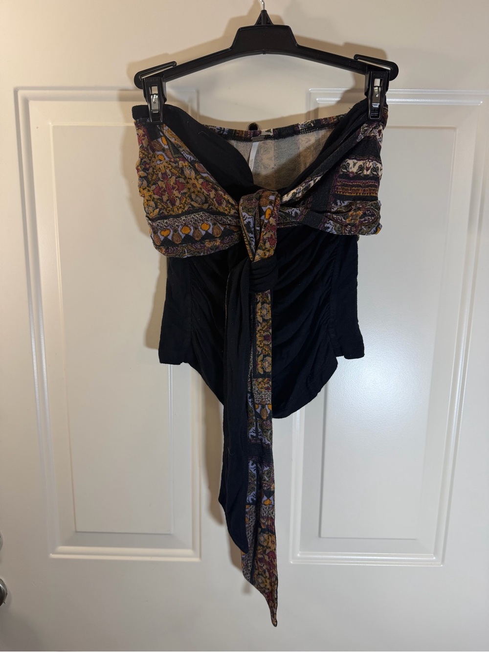 Free People Halter Top Women’s Size Small Black Boho Tie Front 0545
